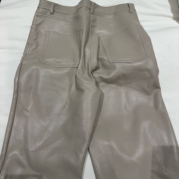 Aritzia Wilfred Melina pant (vegan leather) - Picture 6 of 6